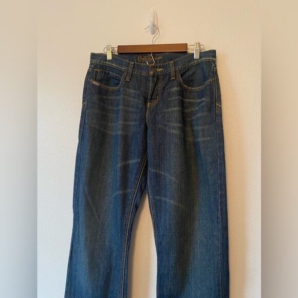 CRUEL Girl 9L Western Sexy Cowgirl Flare Relaxed Boot Cut Jeans Rodeo Ranch - Picture 2 of 8